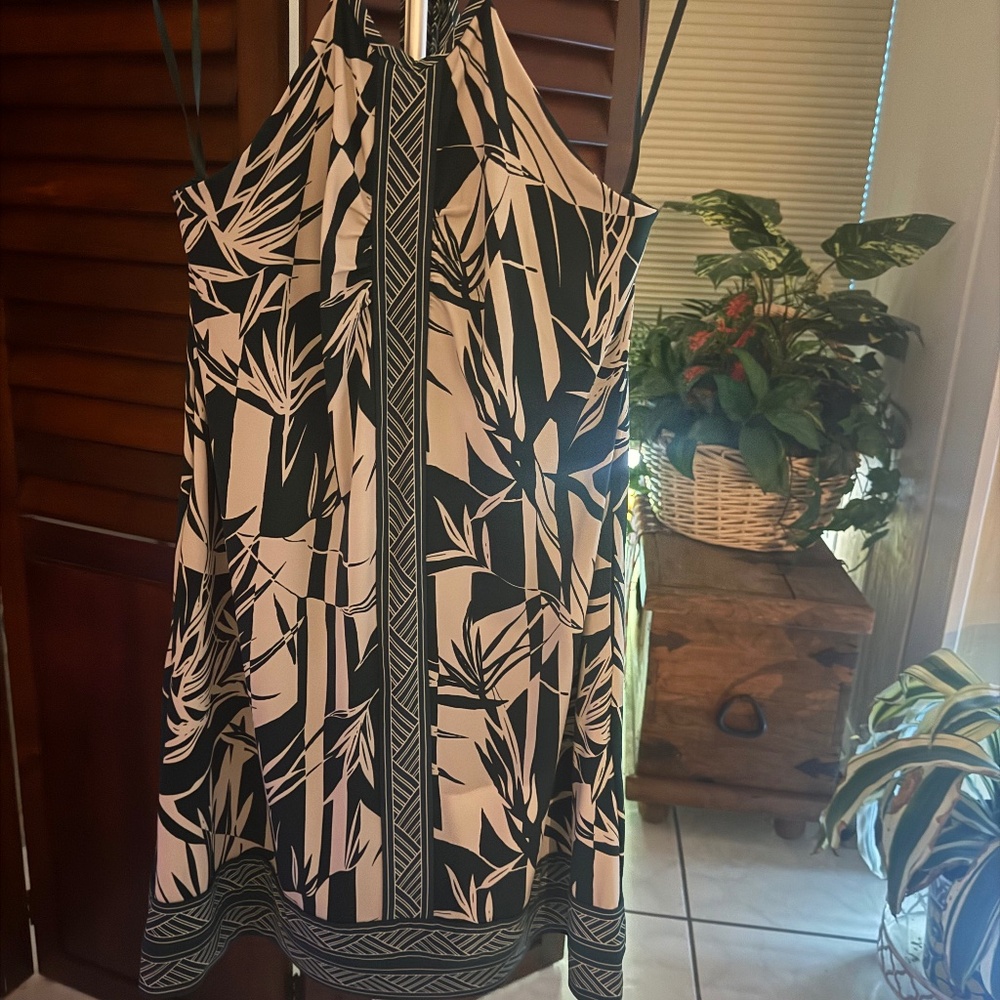 BCBG MAX AZRIA HALTER DRESS